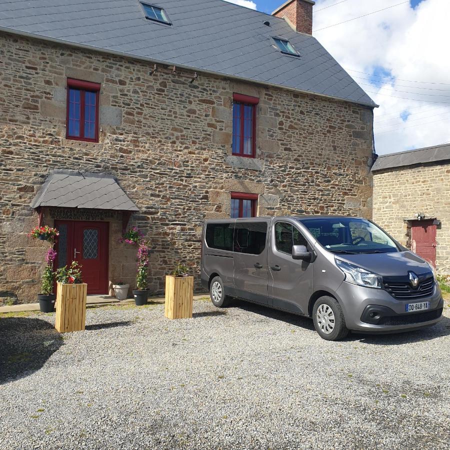 Chambres De Villee Saint-Georges-de-Gréhaigne Exteriér fotografie